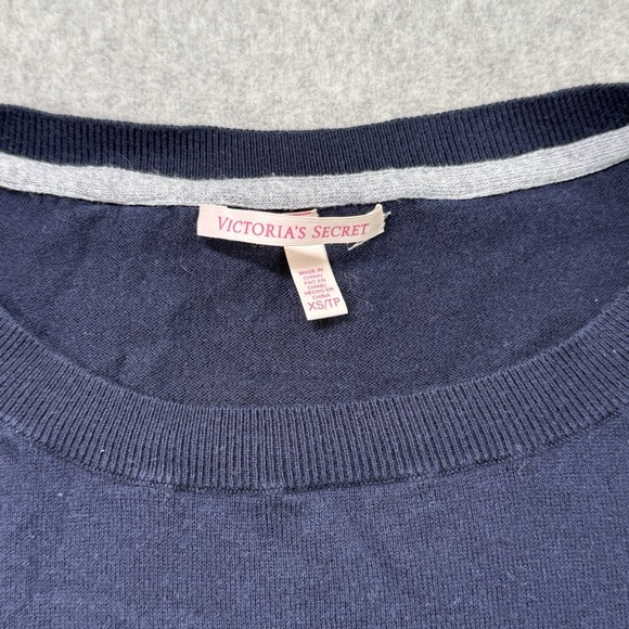 Victoria's Secret Navy Blue Knit Sweater Tunic‎ Pocket Pullover XS - Picture 2 of 7